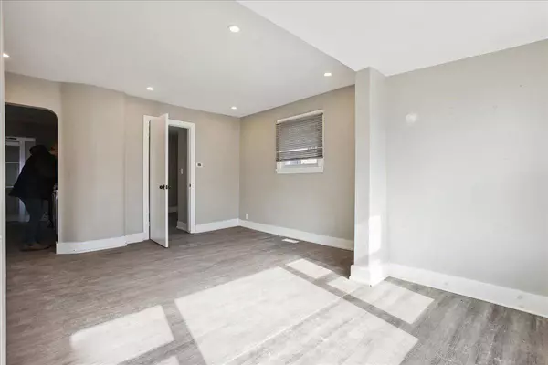 19 Seneca ST, St. Catharines, ON L2R 2V1