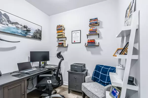 450 Dundas ST E #111, Hamilton, ON L8B 1Z2