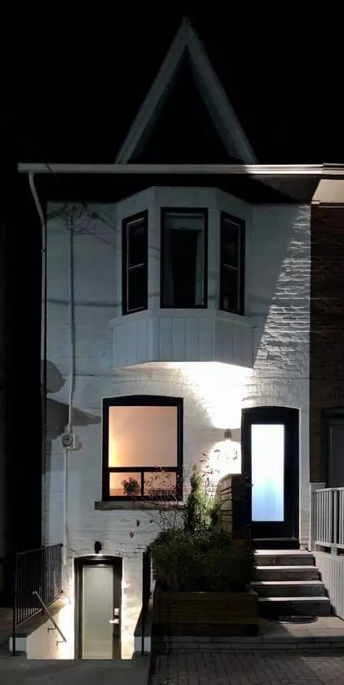 793 Pape AVE #1, Toronto E03, ON M4K 3T2