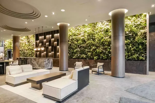 120 Broadway AVE #1011, Toronto C10, ON M4P 0E9