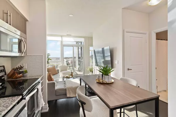 65 Speers RD #516, Oakville, ON L6K 0J1