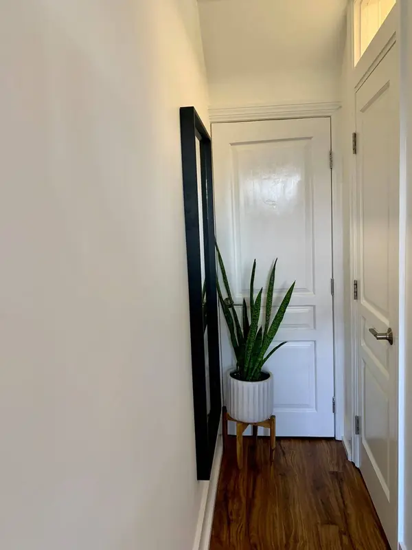 793 Pape AVE #4, Toronto E03, ON M4K 3T2