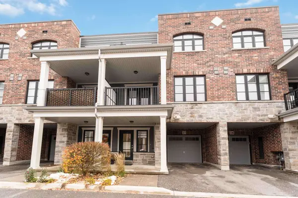 219 Dundas ST E #27