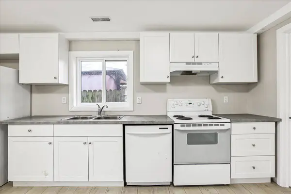 19 Bailey ST, St. Catharines, ON L2S 1J3
