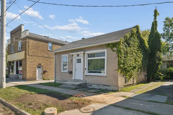 92 LAKE ST, St. Catharines, ON L2R 5X6