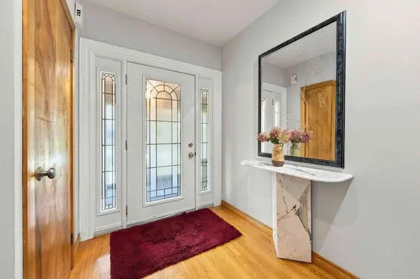 319 Durie ST, Toronto W02, ON M6S 3G2