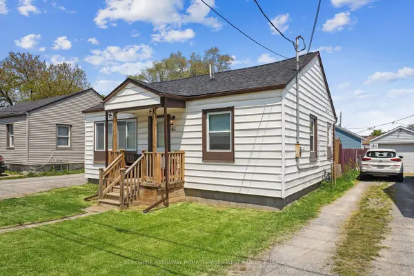 61 Dieppe RD, St. Catharines, ON L2M 6J5