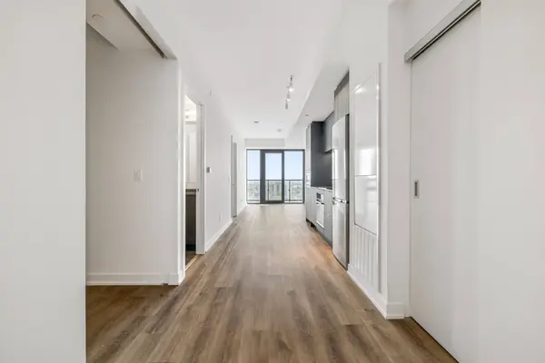 91 John ST N #1802, Hamilton, ON L8R 1H7