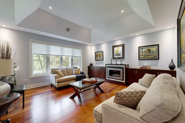 159 Viewbank CRES, Oakville, ON L6L 1R3