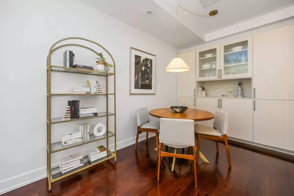 212 Brandon AVE, Toronto W02, ON M6H 0C5