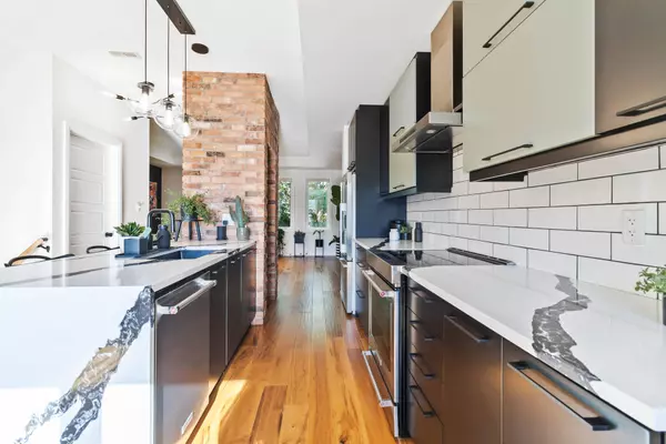 405 Plains RD E #25, Burlington, ON L7T 2C9