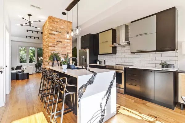 405 Plains RD E #25, Burlington, ON L7T 2C9