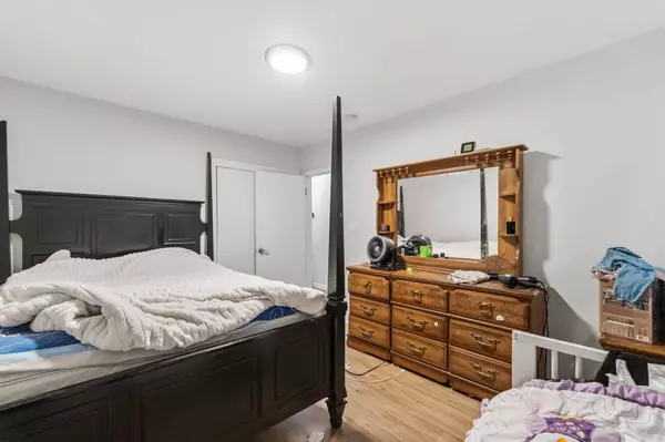 517 Mohawk ST W #Main, Hamilton, ON L9C 1X3