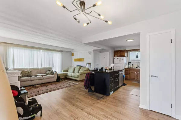 517 Mohawk ST W #Main, Hamilton, ON L9C 1X3