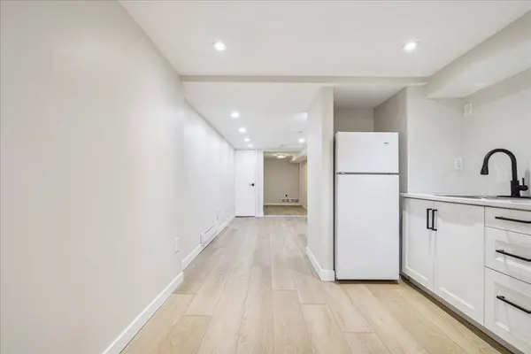 112 Claremont ST #Basement, Toronto C01, ON M6J 2M5