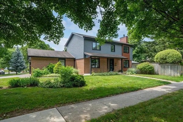 3985 Taffey CRES, Mississauga, ON L5L 2A6