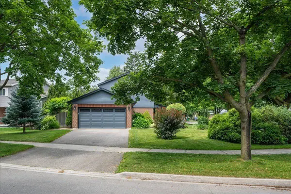 3985 Taffey CRES, Mississauga, ON L5L 2A6