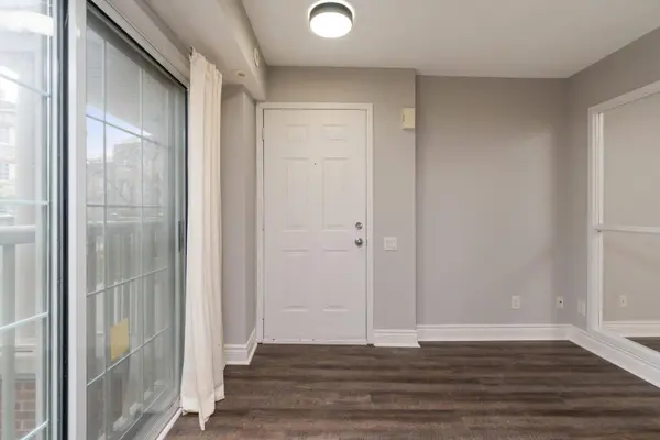 9 Windermere AVE #79, Toronto W01, ON M6S 5A4