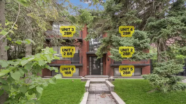 18 Thirty Third ST #6, Toronto W06, ON M8W 3G9