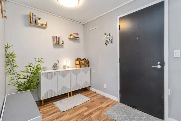 1005 King ST W #614, Toronto C01, ON M6K 3M8