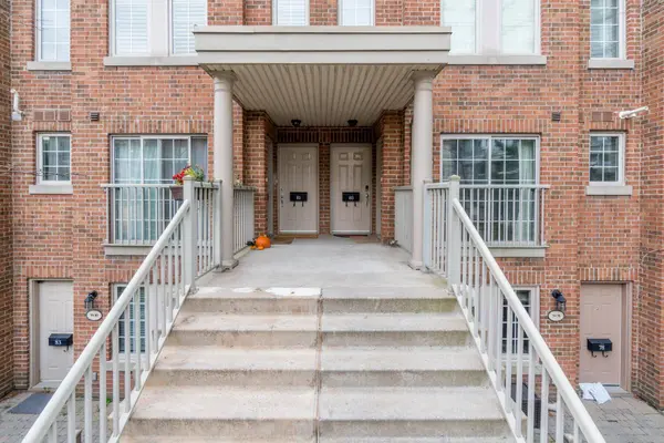 9 Windermere AVE #79, Toronto W01, ON M6S 5A4
