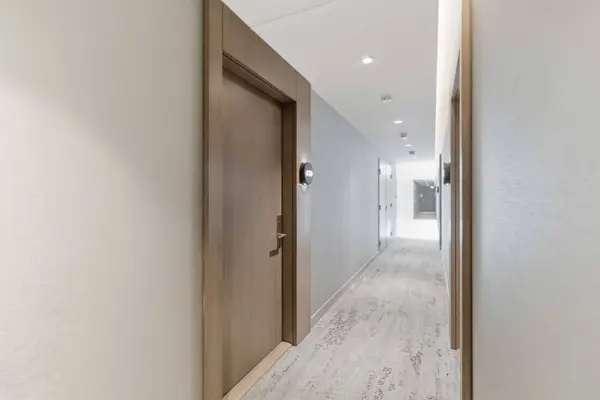 161 Roehampton AVE #534, Toronto C10, ON M4P 0C8