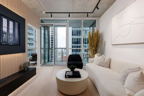 88 Blue Jays WAY #2301, Toronto C01, ON M5V 0L7