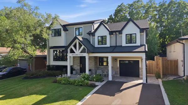438 Southland CRES, Oakville, ON L6L 3N8