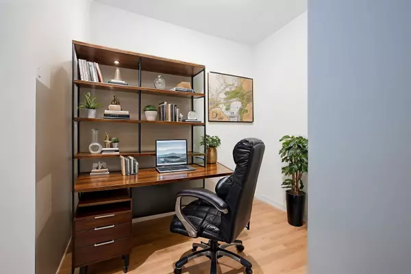 450 Dundas ST E #231, Hamilton, ON L0R 2H8