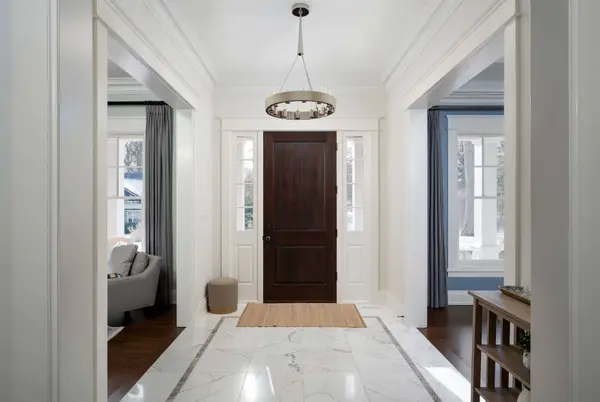 1097 Birchview AVE, Oakville, ON L6J 2C5