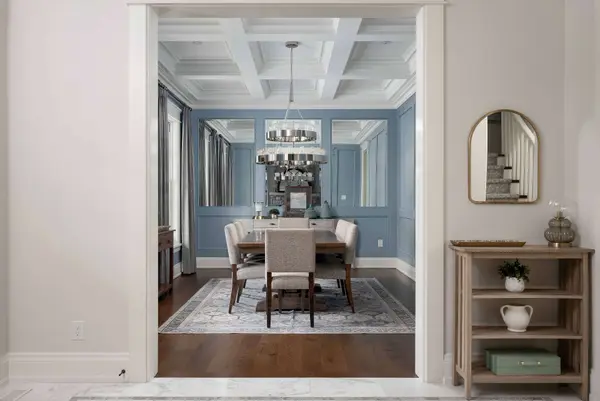 1097 Birchview AVE, Oakville, ON L6J 2C5