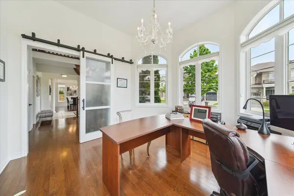 3150 Trailside DR, Oakville, ON L6M 0P6