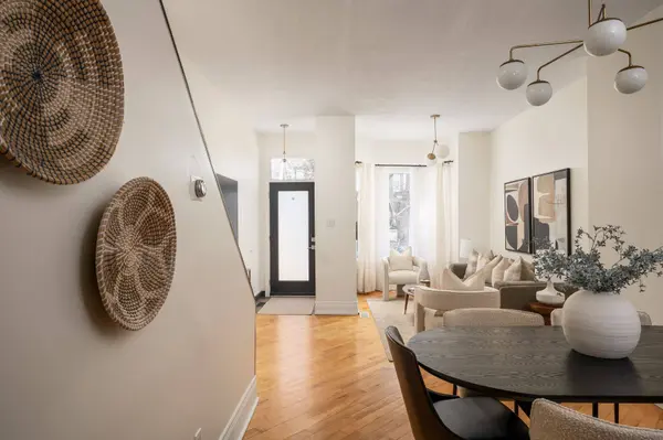 164 Munro ST, Toronto E01, ON M4M 2B9