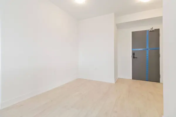 2088 James ST #1109, Burlington, ON L7R 0H2
