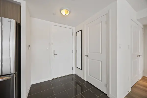 275 Yorkland RD #306, Toronto C15, ON M2J 0B4