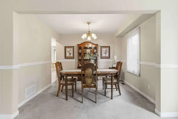 550 Petawawa CRES, Mississauga, ON L4Z 2N3
