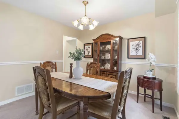 550 Petawawa CRES, Mississauga, ON L4Z 2N3