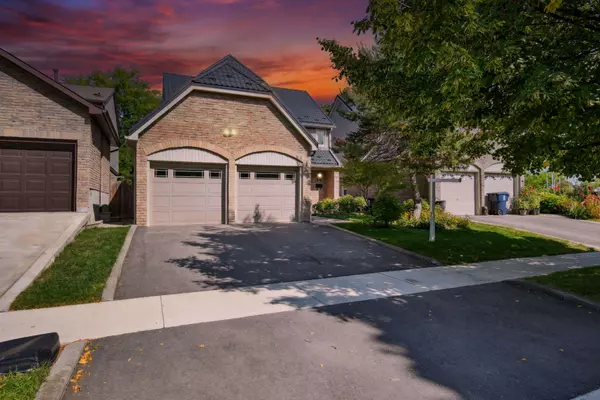 19 Millsborough CRES, Toronto W08, ON M9C 5E7