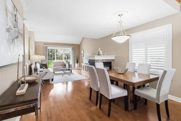 4275 Millcroft Park DR #17, Burlington, ON L7M 4L9