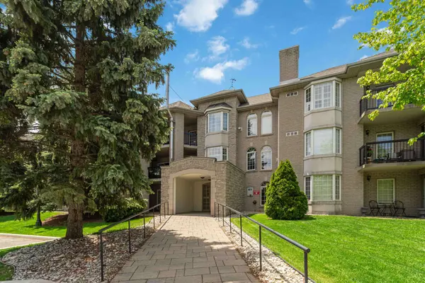 970 Golf Links RD #205, Hamilton, ON L9K 1J8