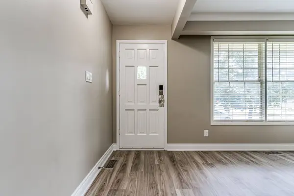 19 Friars CT, St. Catharines, ON L2N 6B4