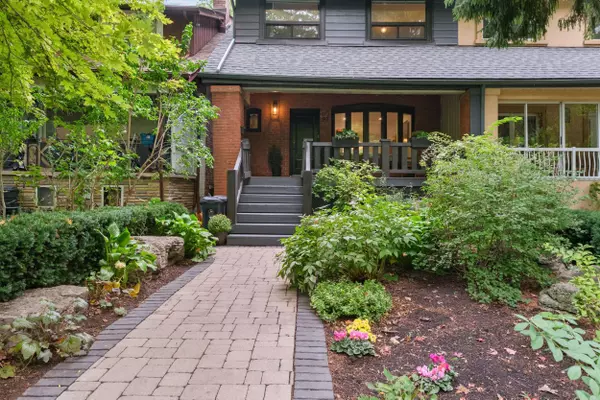 91 Springmount AVE, Toronto W03, ON M6H 2Y5