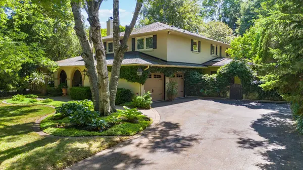 150 Cairncroft RD, Oakville, ON L6J 4L9