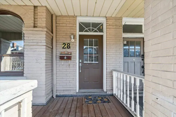 28 St Matthews AVE, Hamilton, ON L8L 5P3