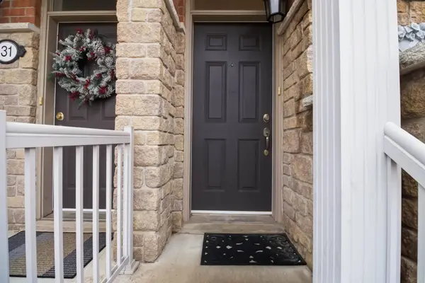 1169 Dorval DR #32, Oakville, ON L6M 4V7