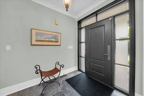 710 Hidden Grove LN, Mississauga, ON L5H 4L2