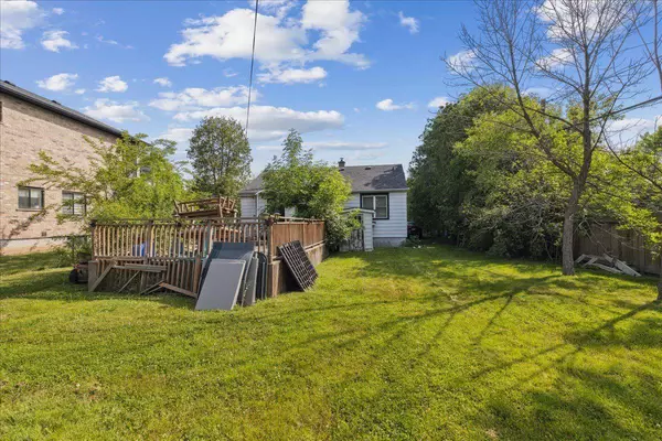 1020 Kent AVE, Oakville, ON L6H 1Z6