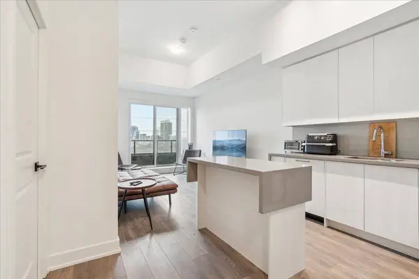 2489 Taunton RD #419, Oakville, ON L6H 3R9