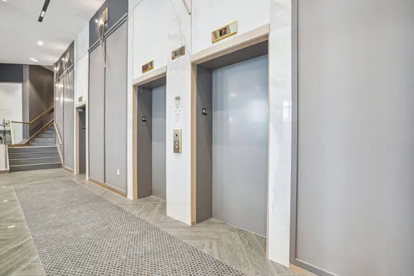 405 Dundas ST W #707, Oakville, ON L6M 4P9