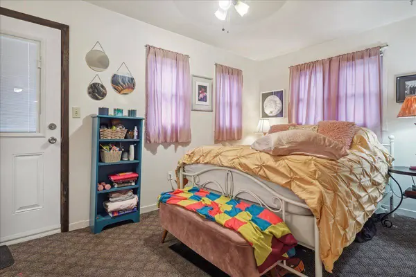 27 George ST, St. Catharines, ON L2R 5N3